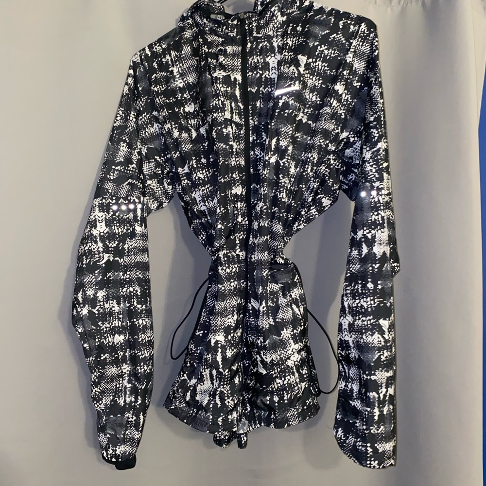 Nike women’s viper vapor running jacket w hoodie